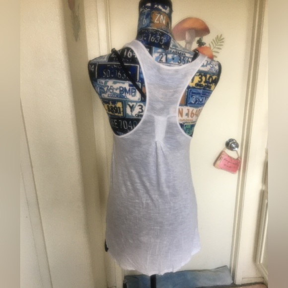 🚨5/$20 “Is It Cheat Day Yet?” Hi-low racer back shirt - Picture 2 of 6